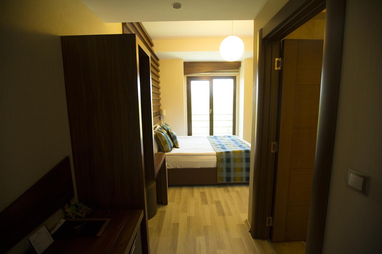 Altinpark Hotel ไคเซรึ ภายนอก รูปภาพ
