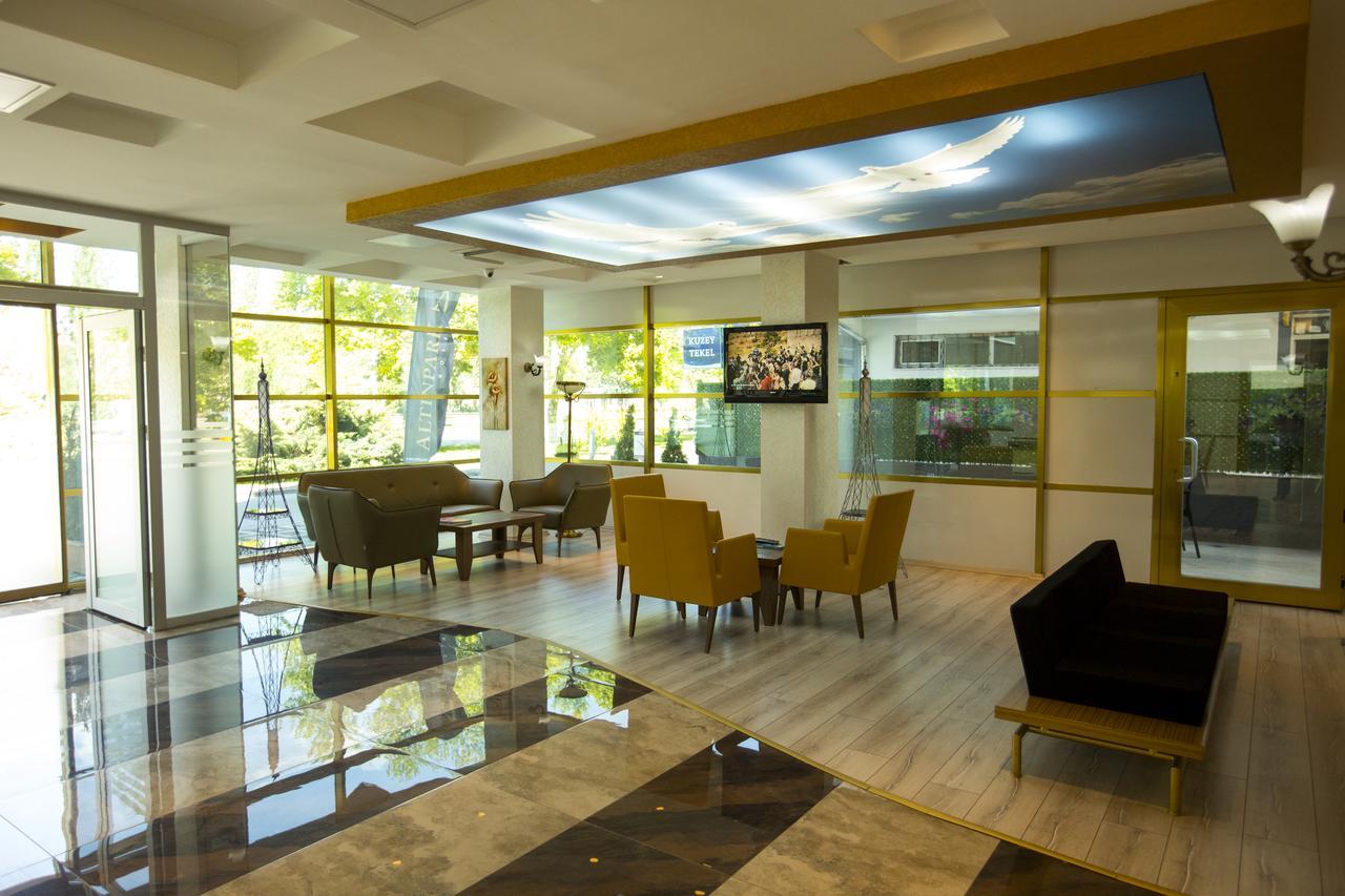 Altinpark Hotel ไคเซรึ ภายนอก รูปภาพ